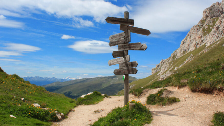 Pütia, Footpath, Direction, South Tyrol